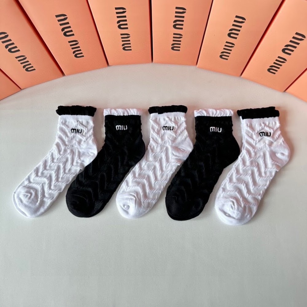 Dragons Bags Premium Luxury Socks --98015
