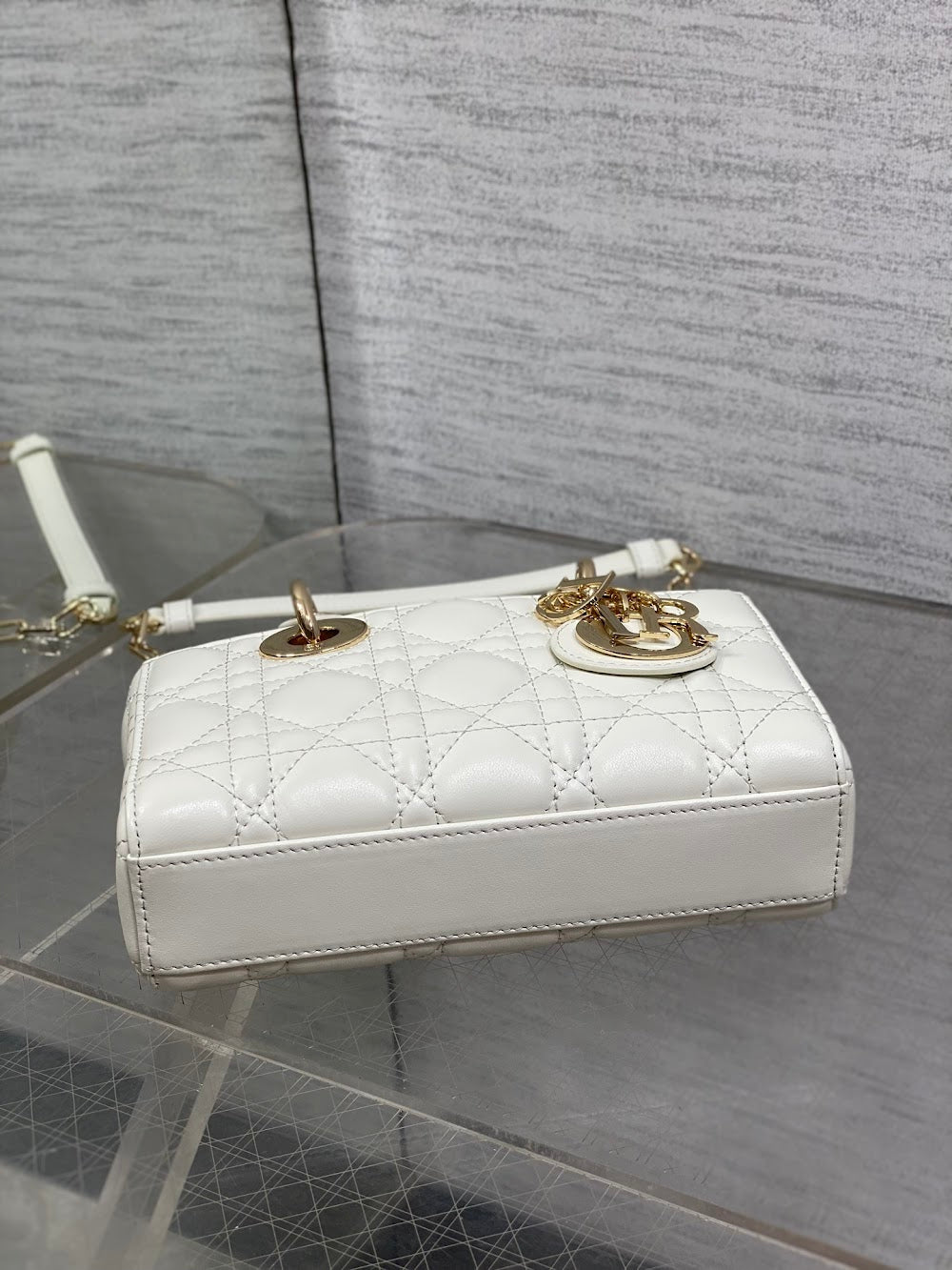 Dragons BagsDiorn Luxury Bag --116194