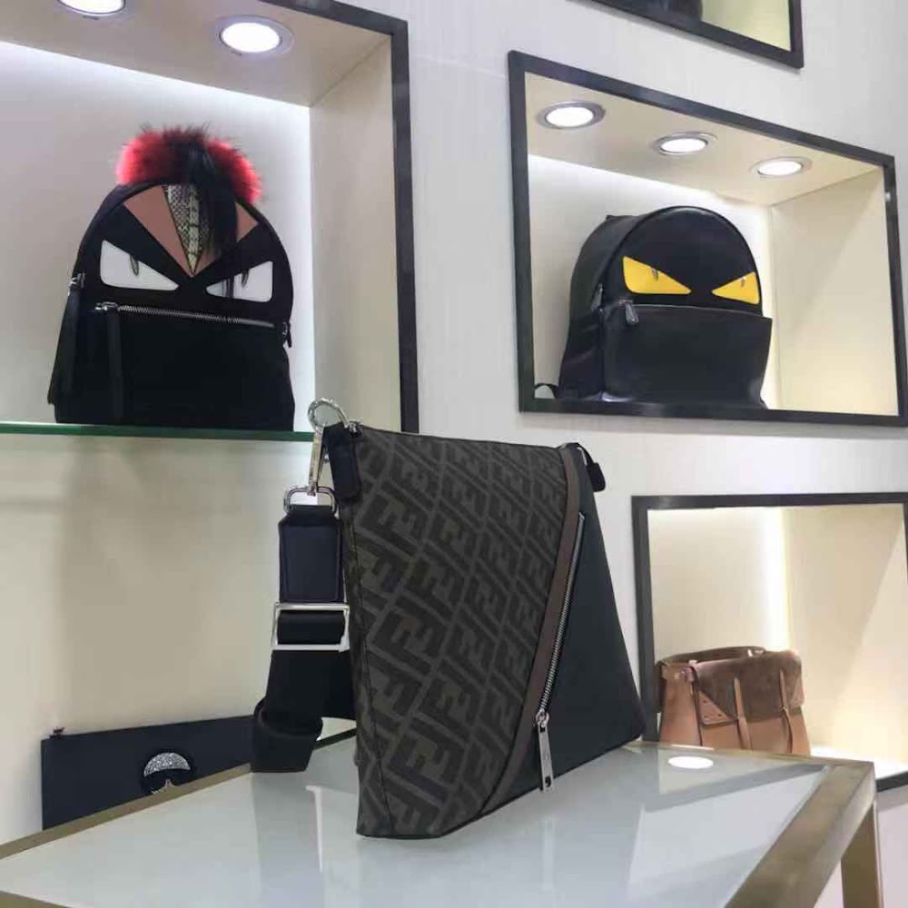 new-luxury-designer-bags-nm15168