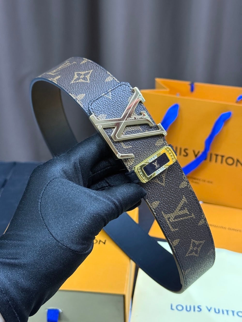 Dragons Bags ln Luxury Belt --110047