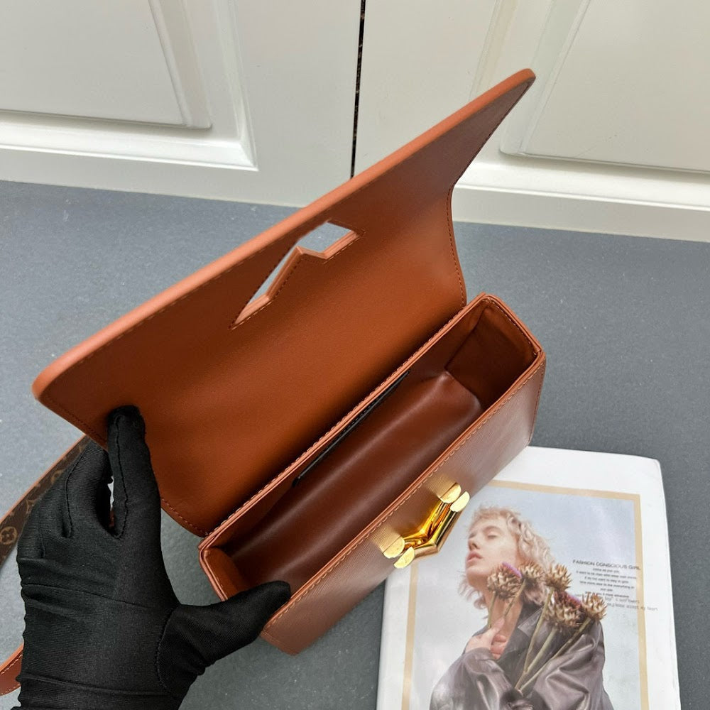 Dragons Bags ln Luxury Bag --81723