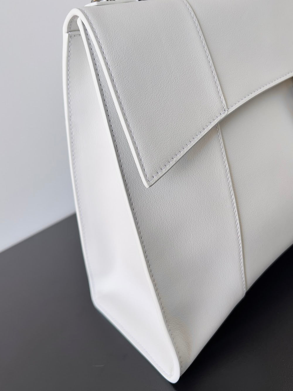 Dragons Bags Balenciaga Luxury Bag --111458