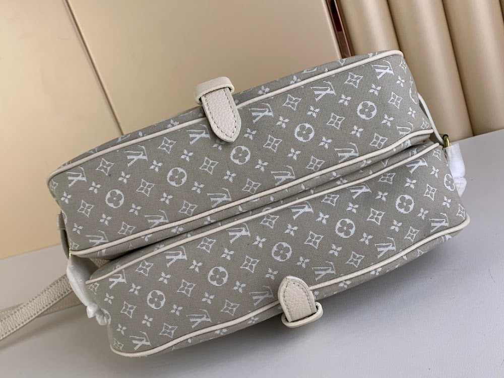 Dragons Bags ln Luxury Bag --61366