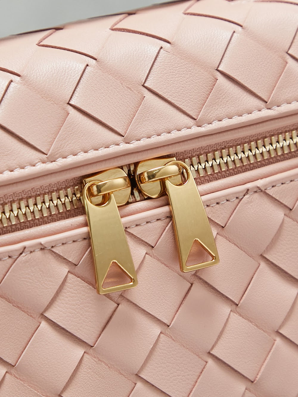 Dragons Bags Miun Miun Luxury Bag --123176