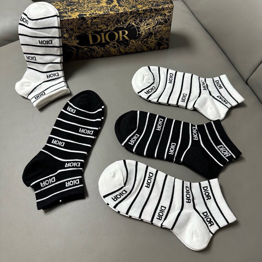 Dragons Bags Premium Luxury Socks --98599