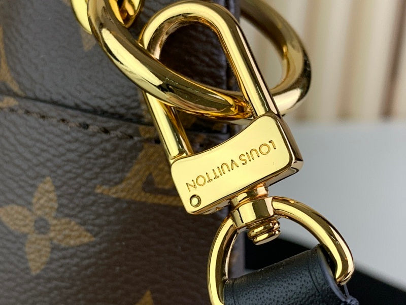 Dragons Bags ln Luxury Bag --68705
