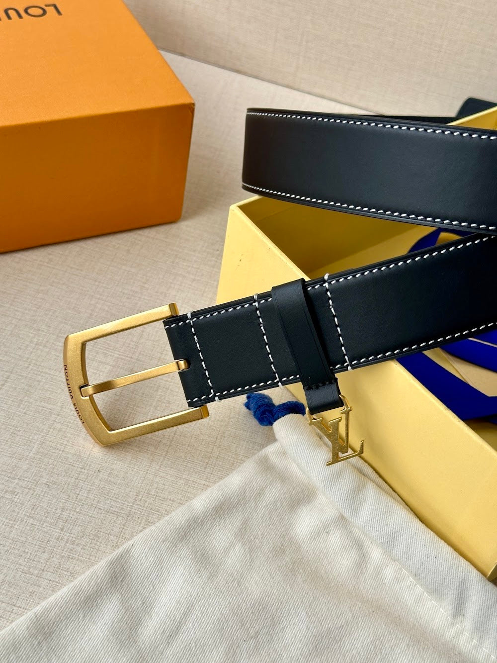 Dragons Bags ln Luxury Belt --100410
