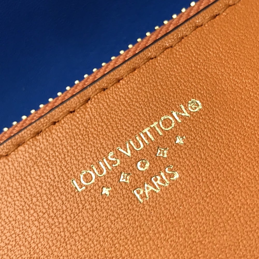 Dragons Bags ln Luxury Bag --60315