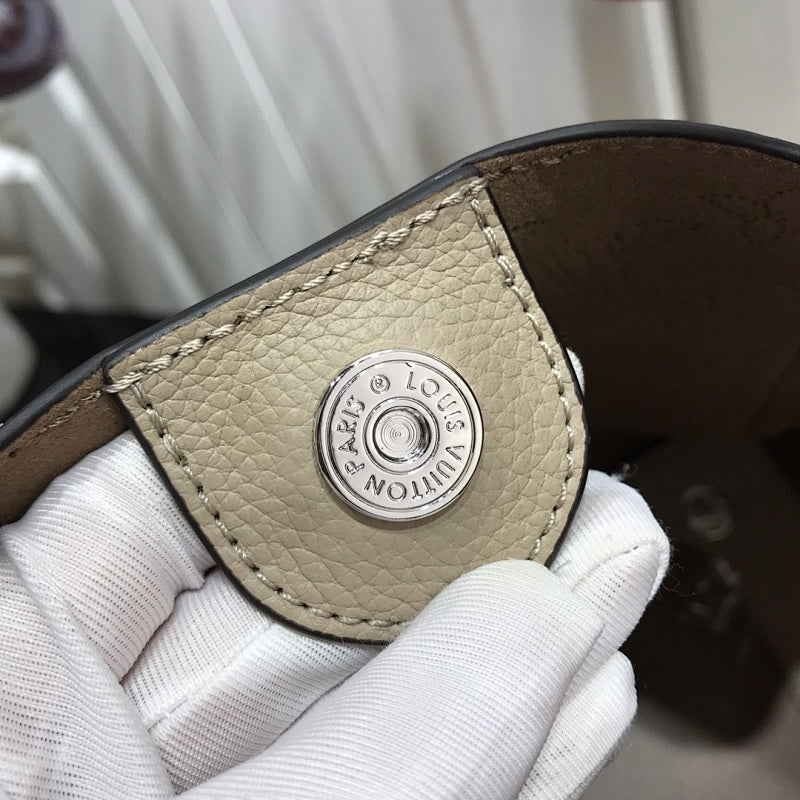 Dragons Bags ln Luxury Bag --65999