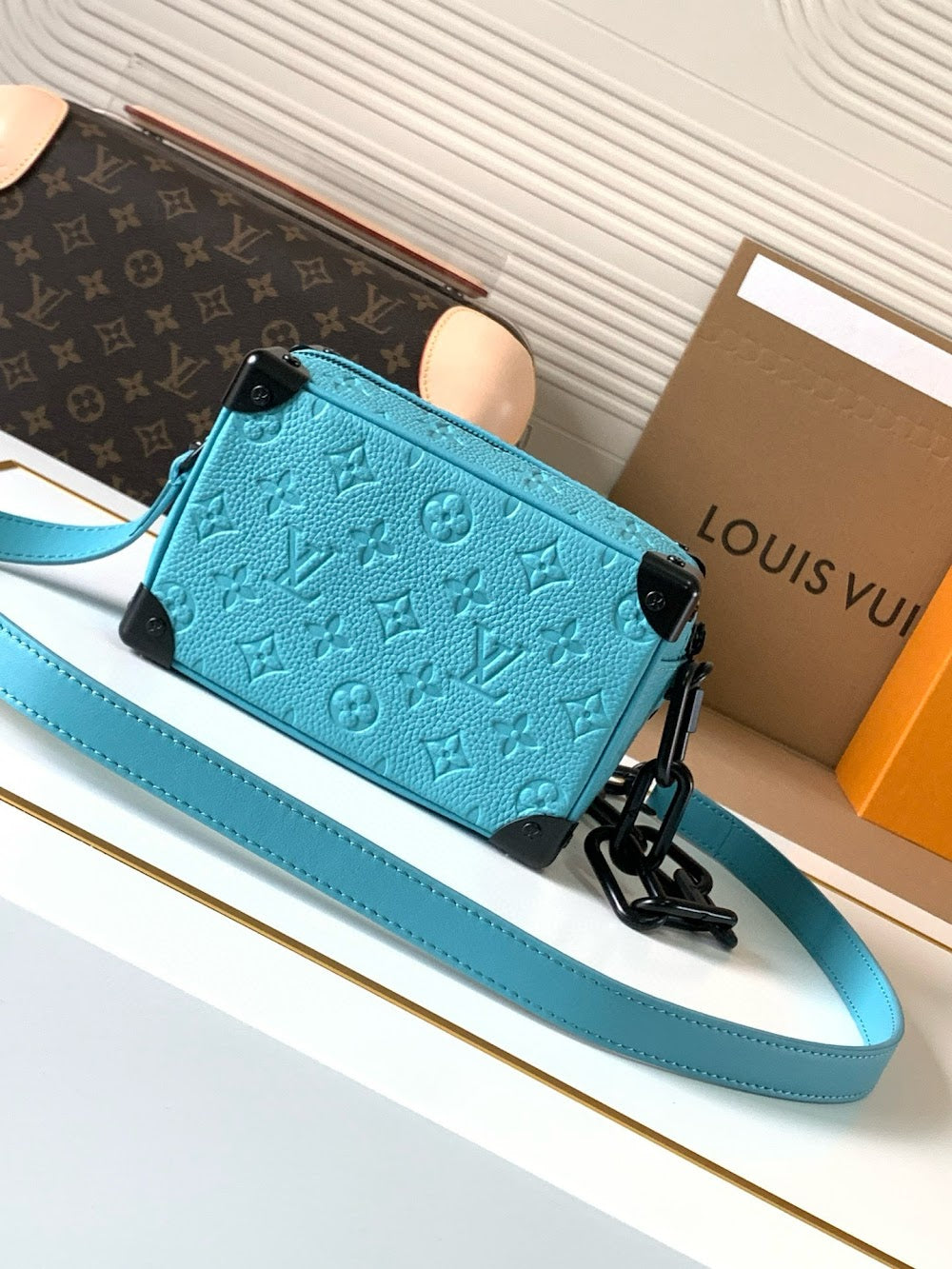 Dragons Bags ln Luxury Bag --81578