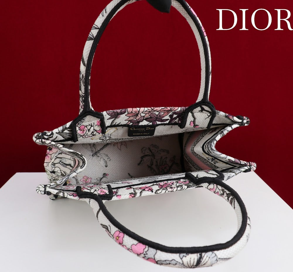 Dragons BagsDiorn Luxury Bag --116156