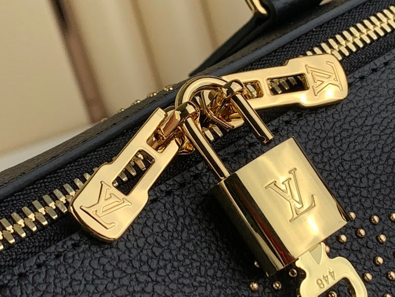Dragons Bags ln Luxury Bag --61965
