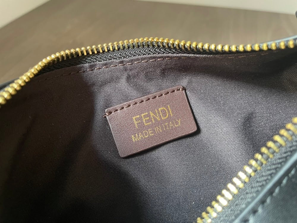 new-designer-premium-bags-nm15698