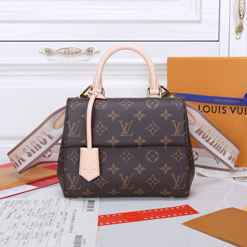 Dragons Bags ln Luxury Bag --81462
