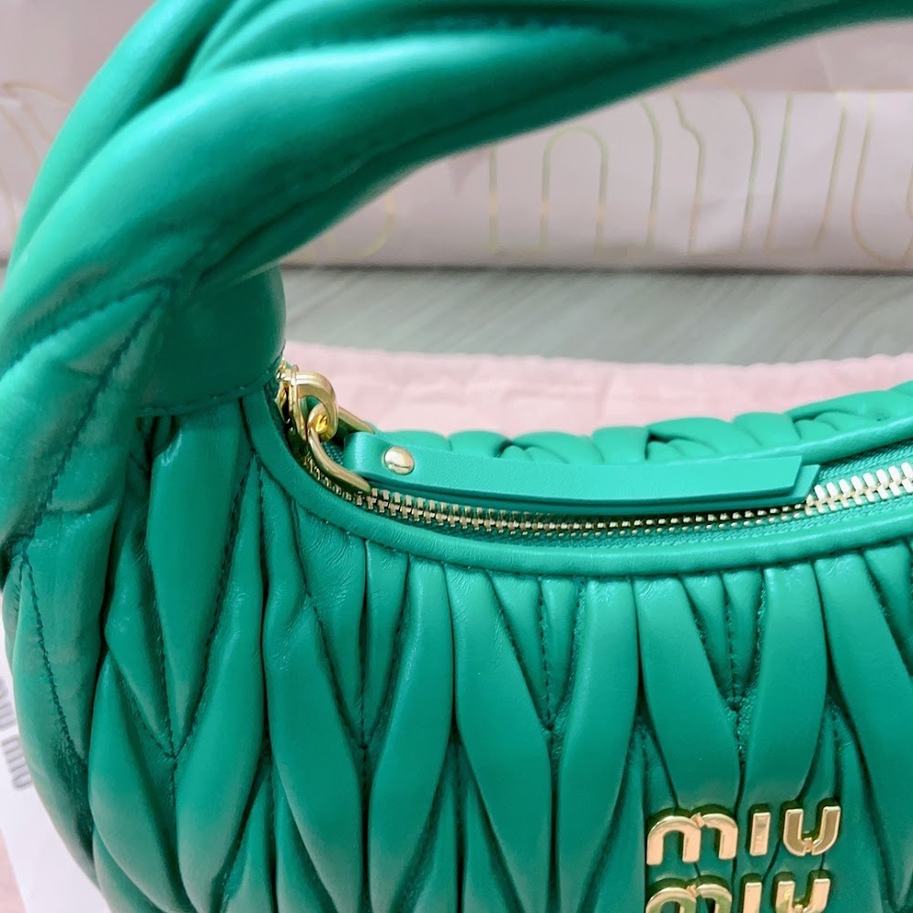 Dragons Bags Miun Miun Luxury Bag --123319