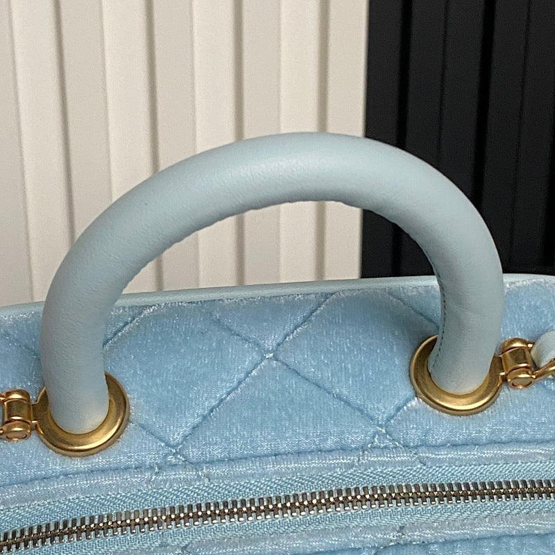new-luxury-designer-bags-nm9833