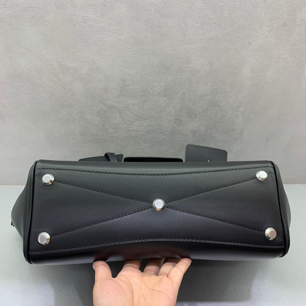 Dragons Bags Balenciaga Luxury Bag --111901
