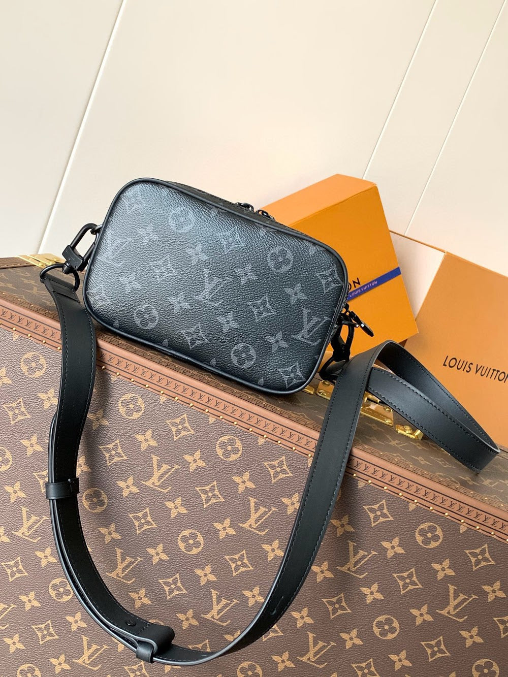 Dragons Bags ln Luxury Bag --71112
