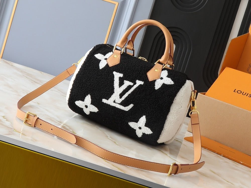 Dragons Bags ln Luxury Bag --76518
