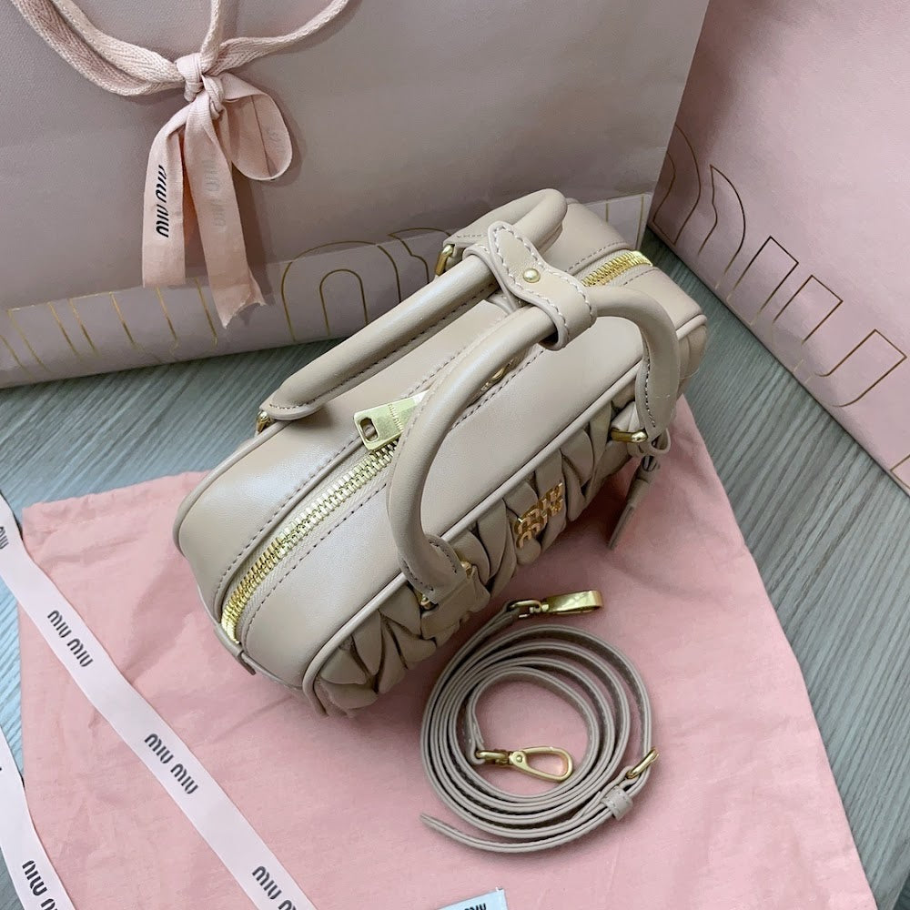 Dragons Bags Miun Miun Luxury Bag --122472
