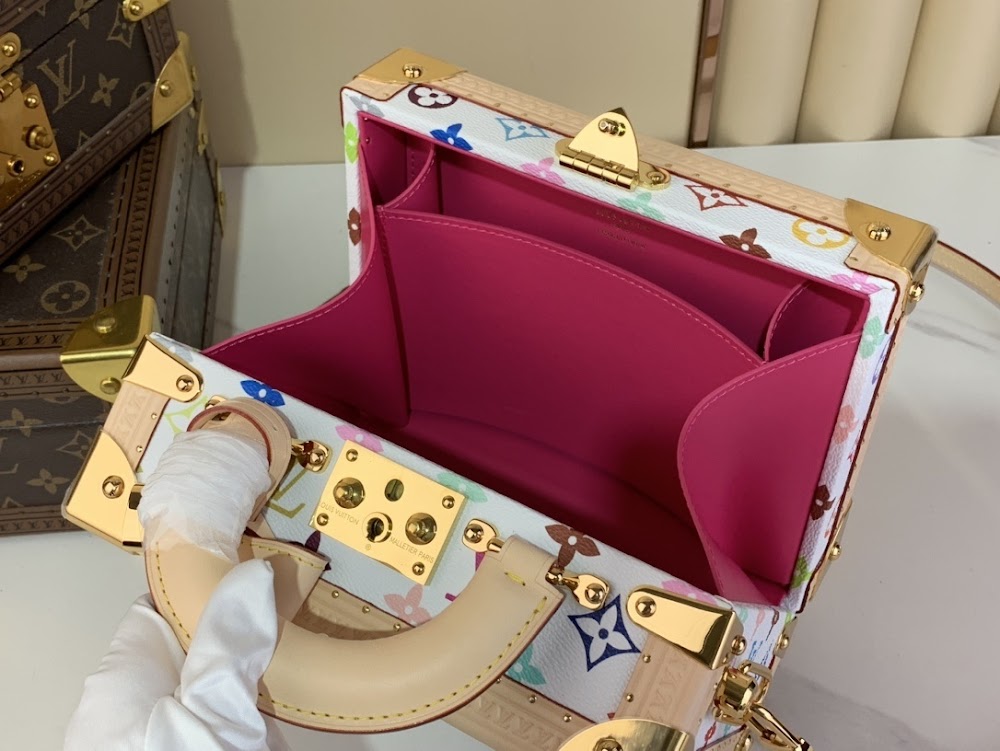 Dragons Bags ln Luxury Bag --62595