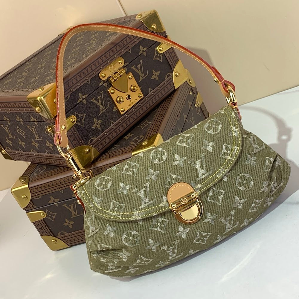 Dragons Bags ln Luxury Bag --62839