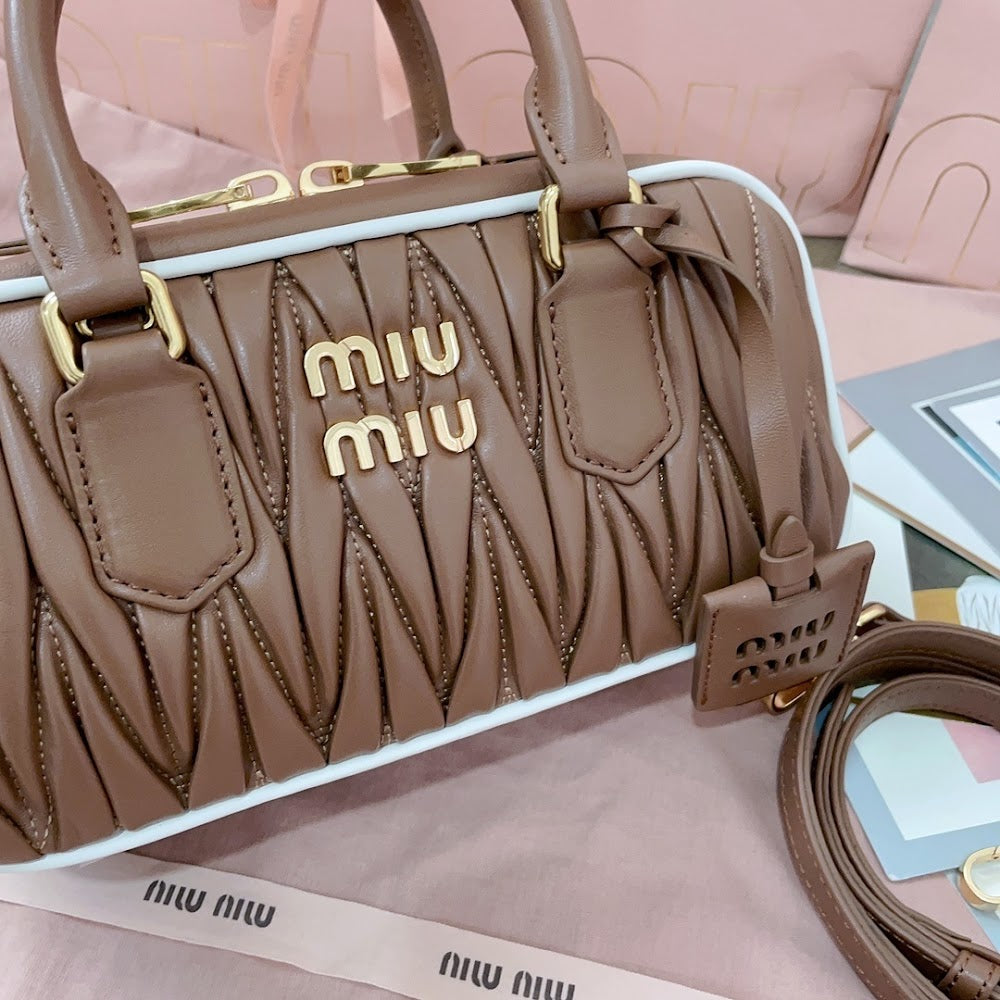 Dragons Bags Miun Miun Luxury Bag --122609