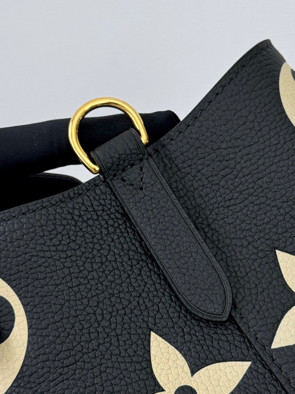 Dragons Bags ln Luxury Bag --97345