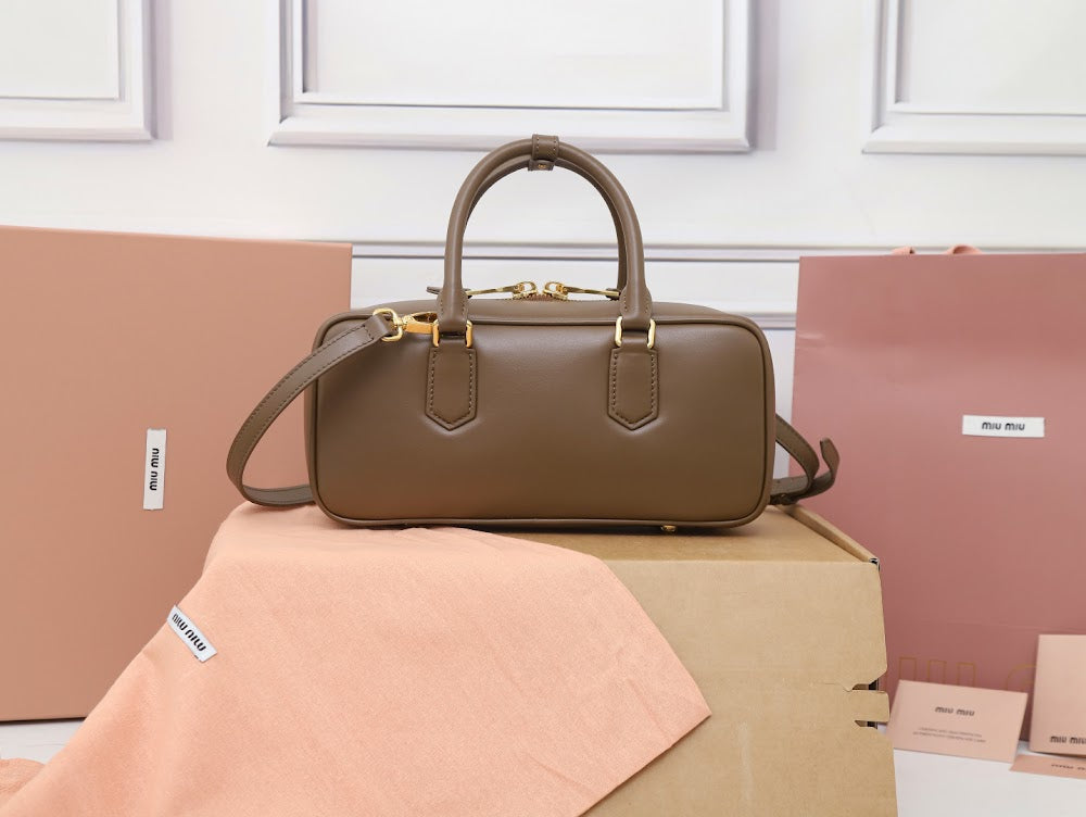 Dragons Bags Miun Miun Luxury Bag --123047