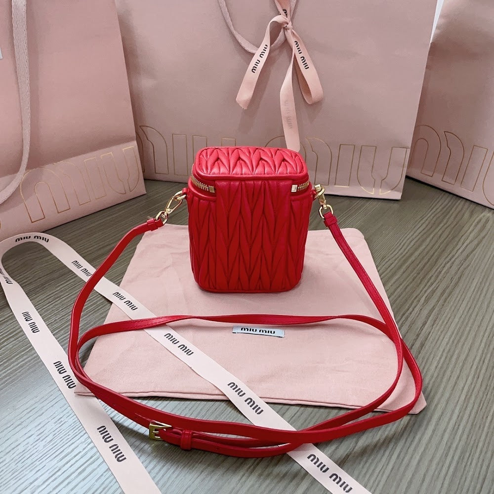 Dragons Bags Miun Miun Luxury Bag --123280