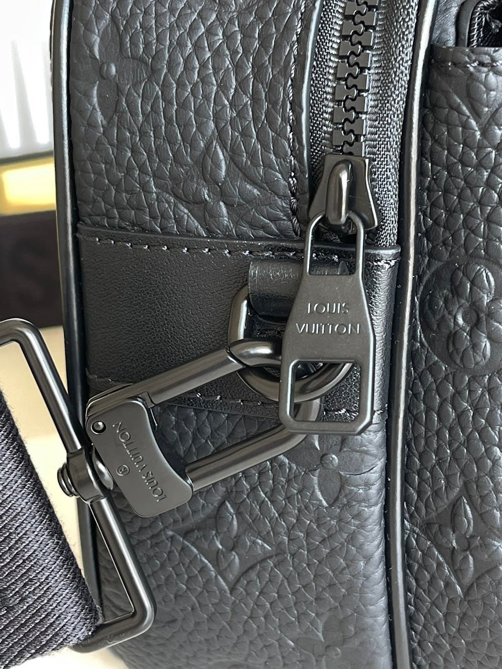 Dragons Bags ln Luxury Bag --96895