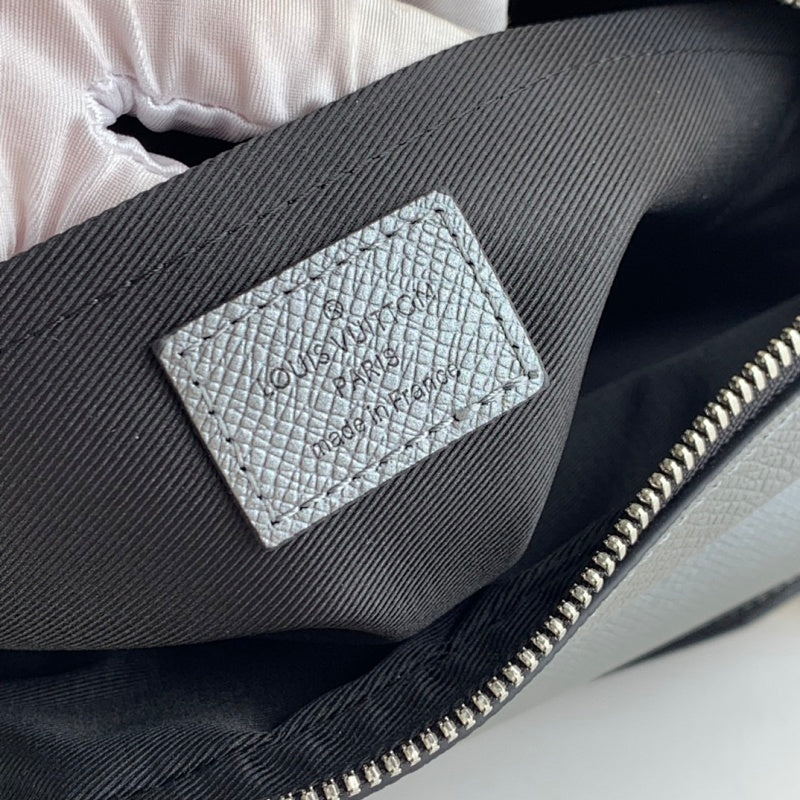 Dragons Bags ln Luxury Bag --60957