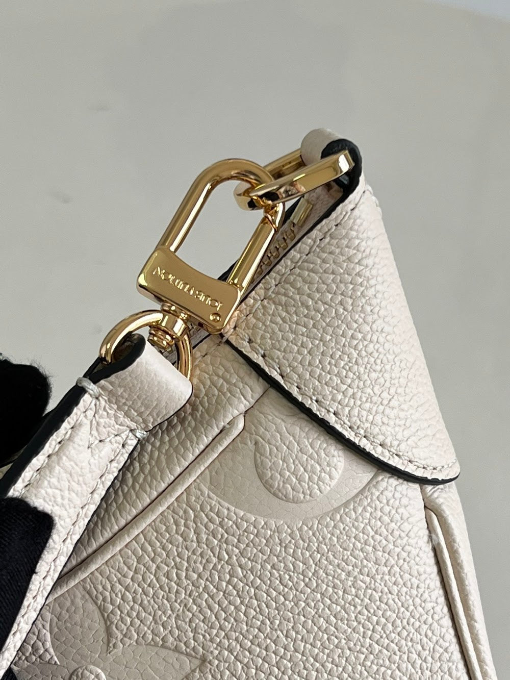 Dragons Bags ln Luxury Bag --96402
