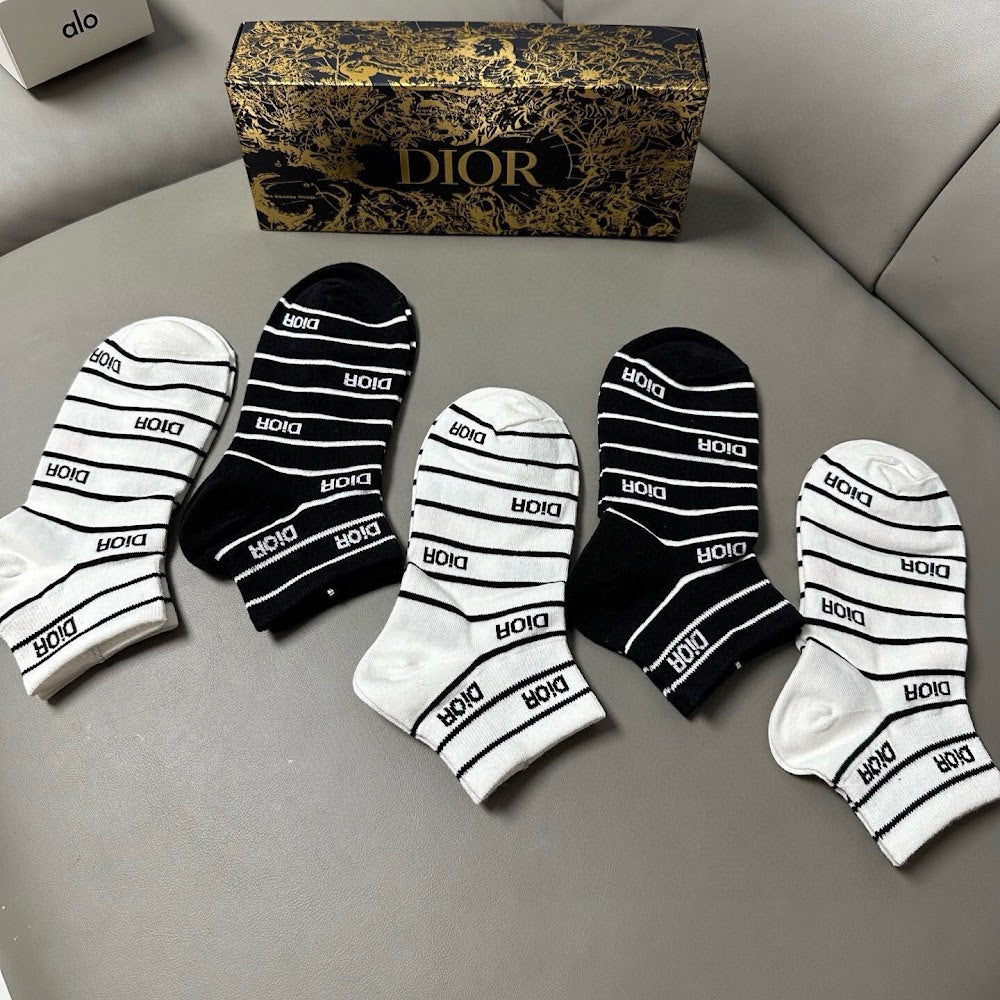Dragons Bags Premium Luxury Socks --98599