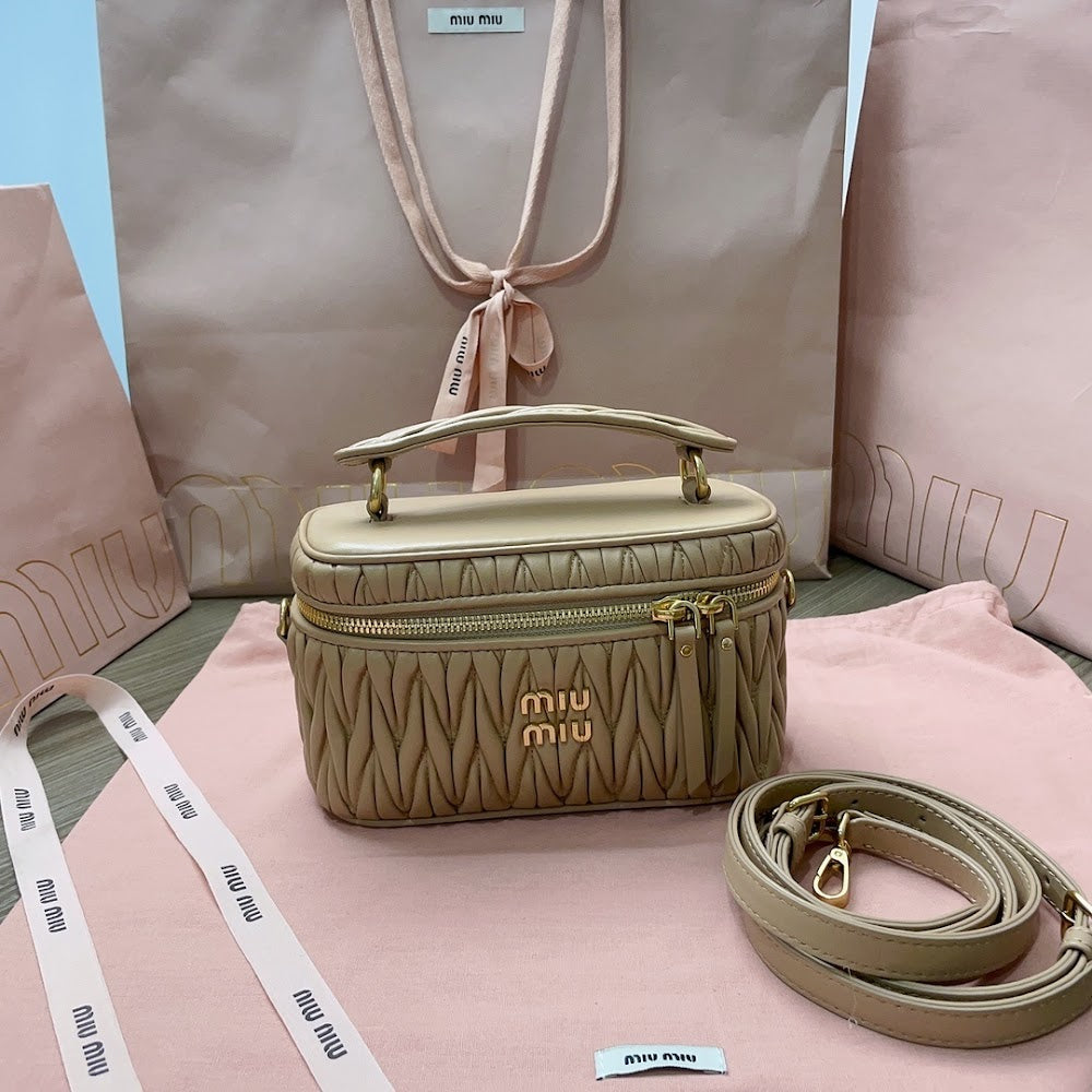 Dragons Bags Miun Miun Luxury Bag --123285