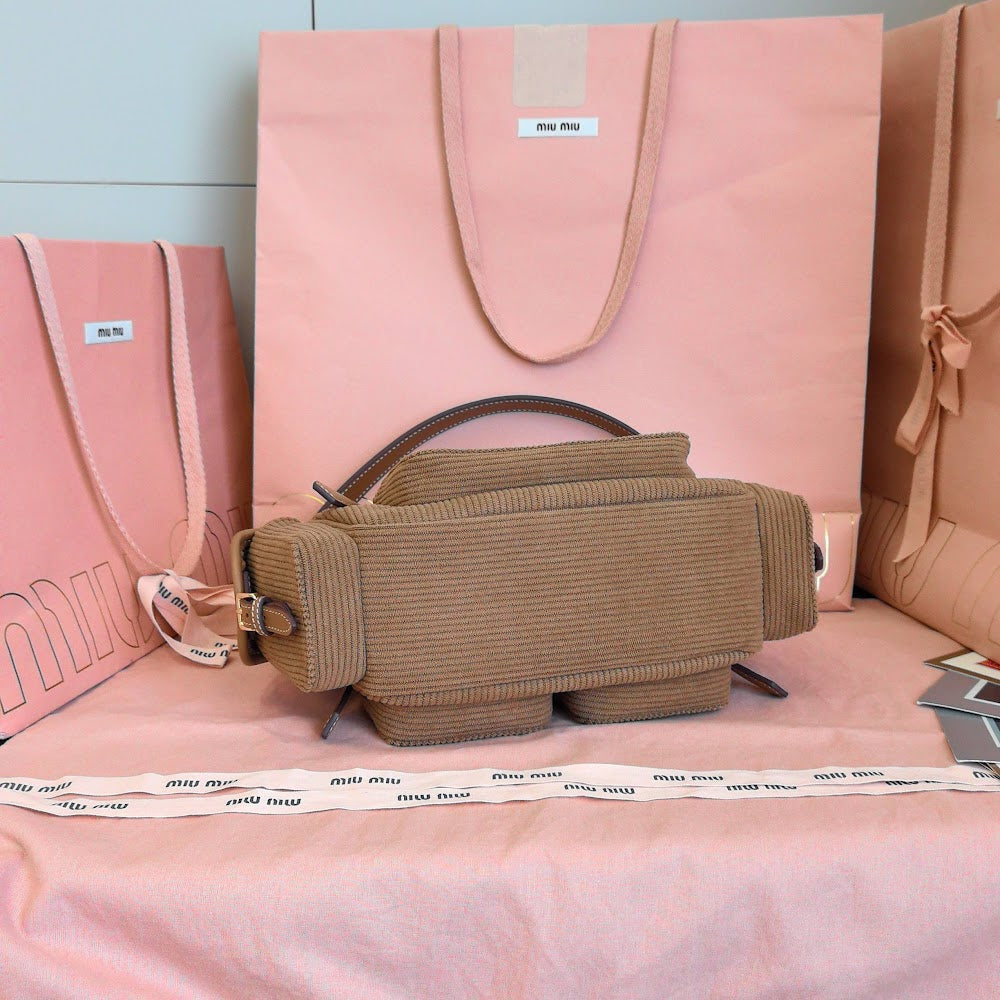 Dragons Bags Miun Miun Luxury Bag --123042