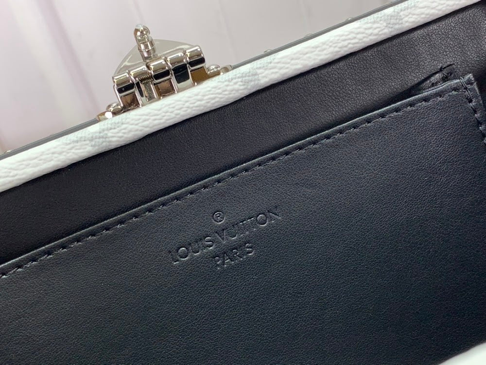 Dragons Bags ln Luxury Bag --96996