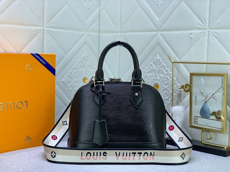 Dragons Bags ln Luxury Bag --78526