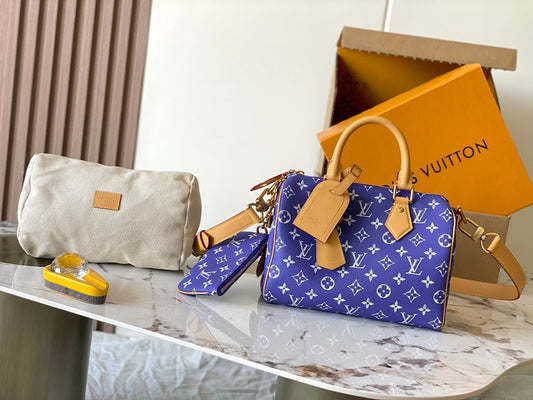Dragons Bags ln Luxury Bag --97196