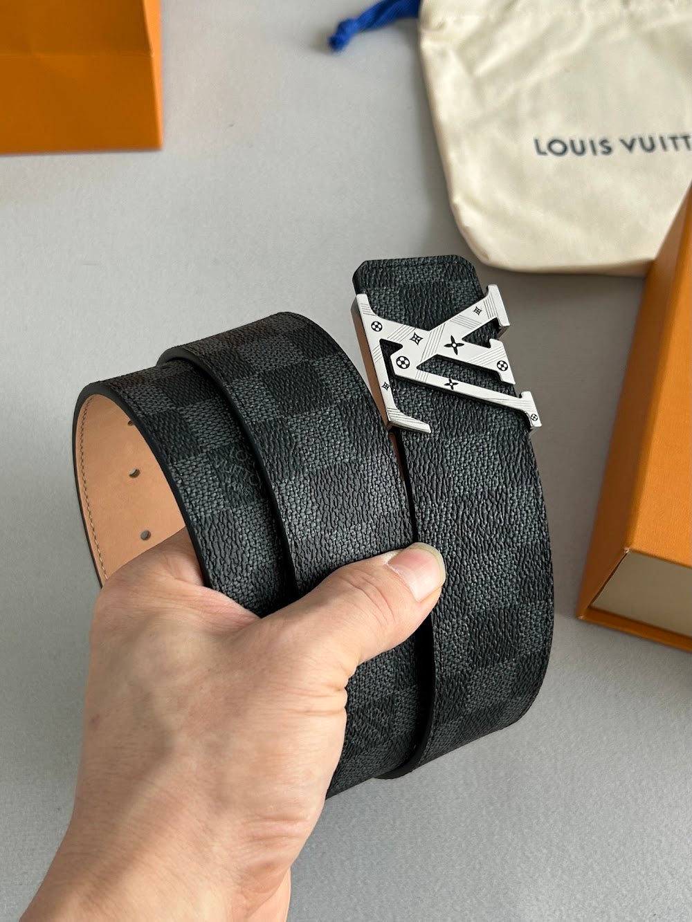 Dragons Bags ln Luxury Belt --110073
