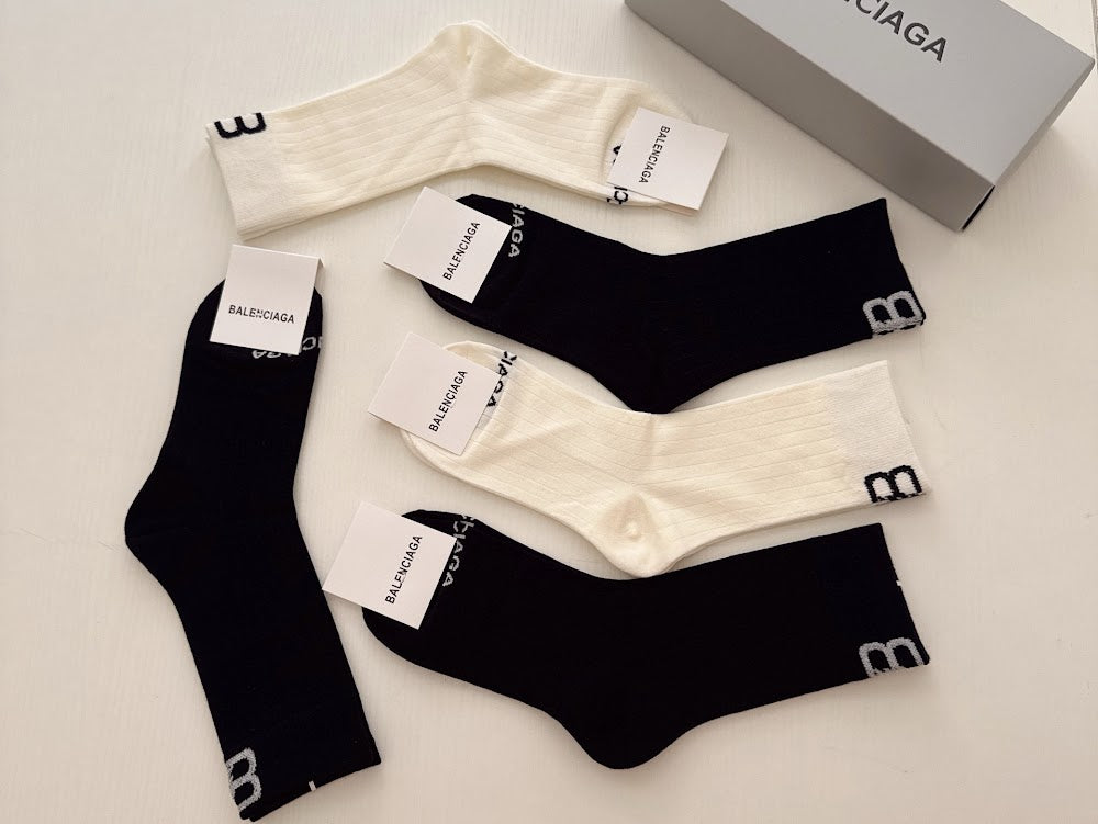 Dragons Bags Premium Luxury Socks --98525