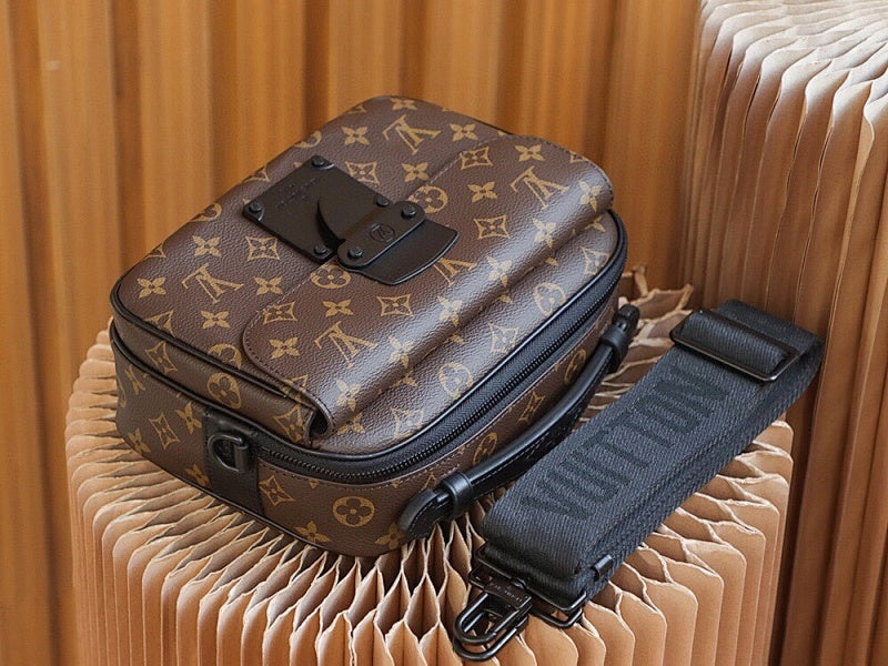 Dragons Bags ln Luxury Bag --71057