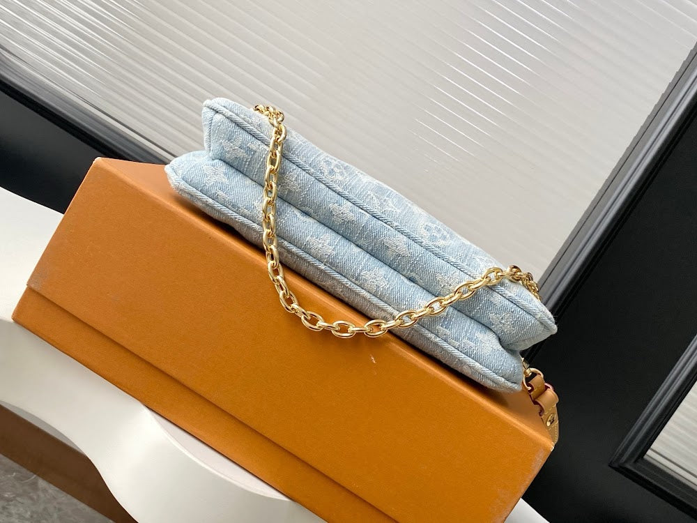Dragons Bags ln Luxury Bag --81799
