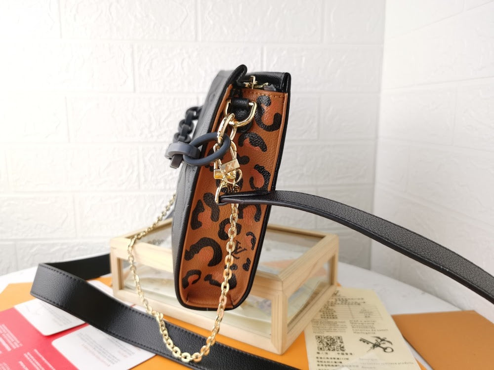 Dragons Bags ln Luxury Bag --78148