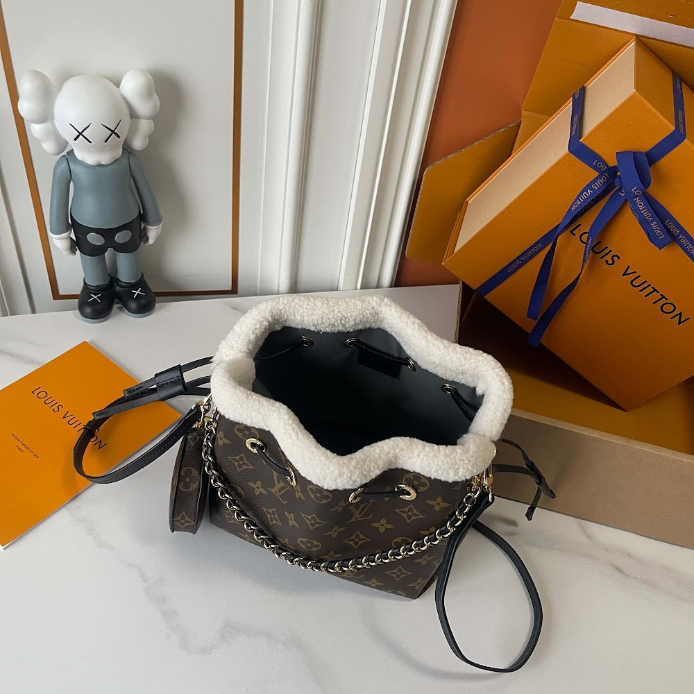 Dragons Bags ln Luxury Bag --77526