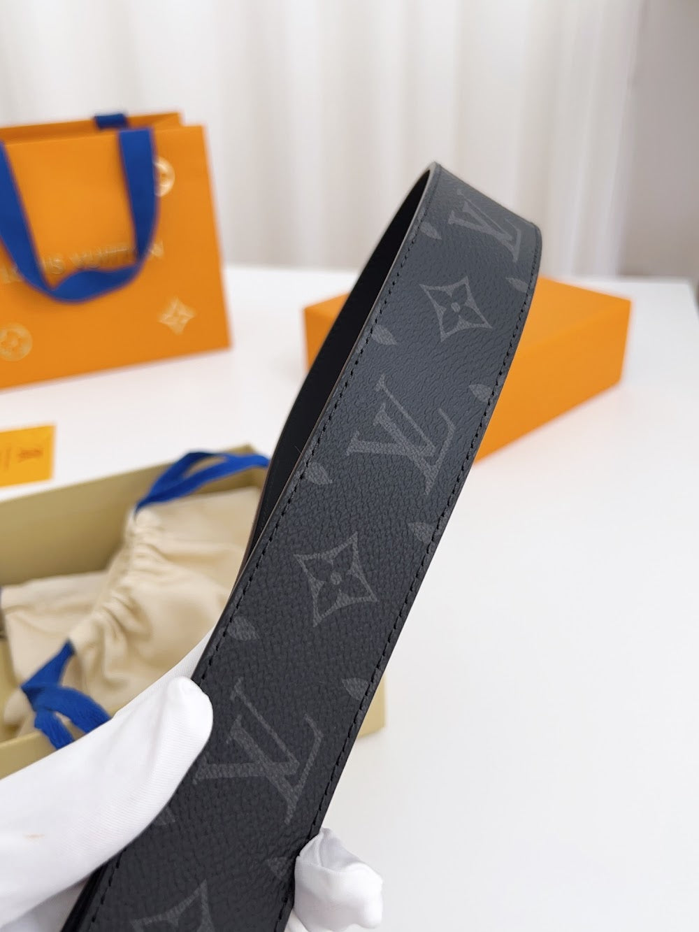 Dragons Bags ln Luxury Belt --101104