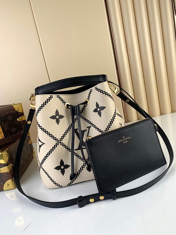 Dragons Bags ln Luxury Bag --60777