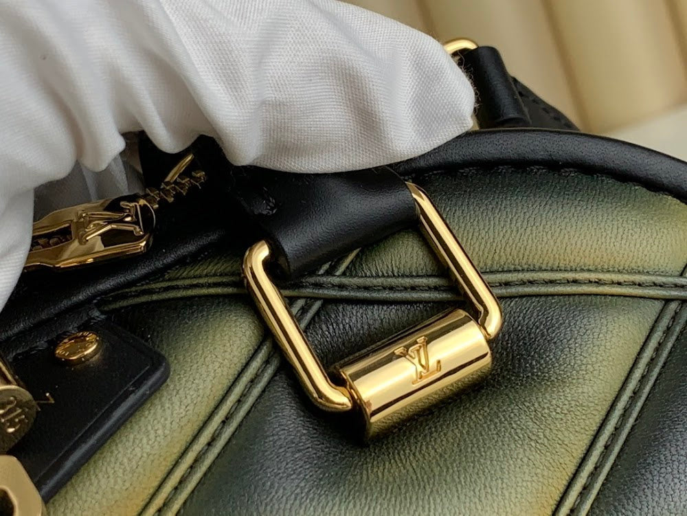 Dragons Bags ln Luxury Bag --68682