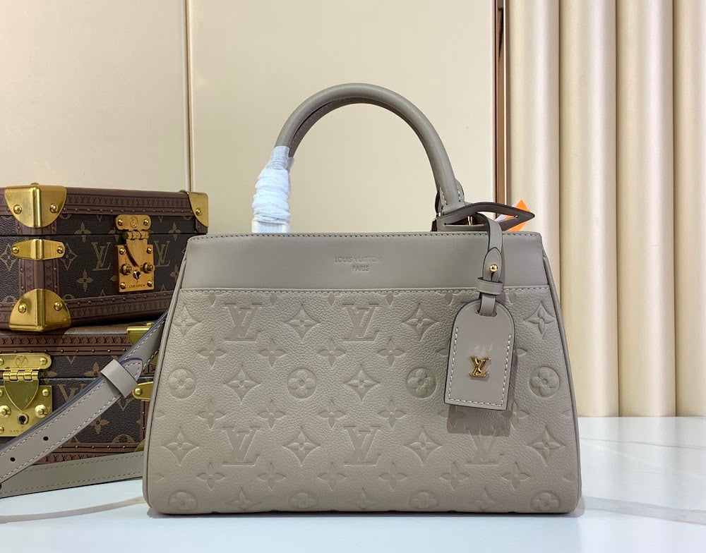 Dragons Bags ln Luxury Bag --62819