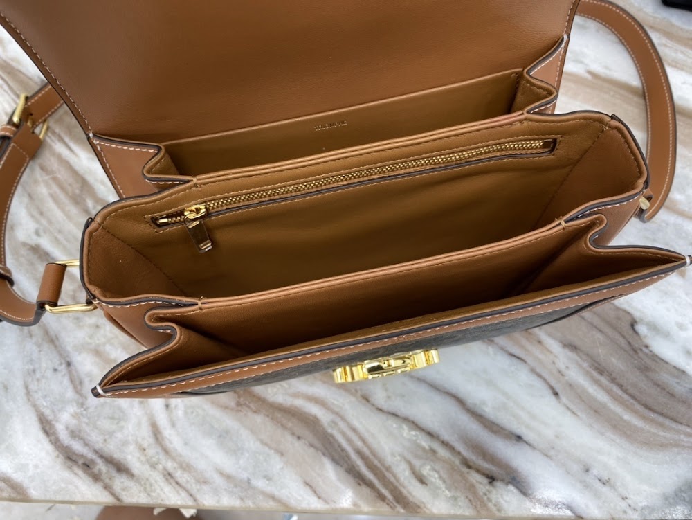 new-luxury-designer-bags-nm17061
